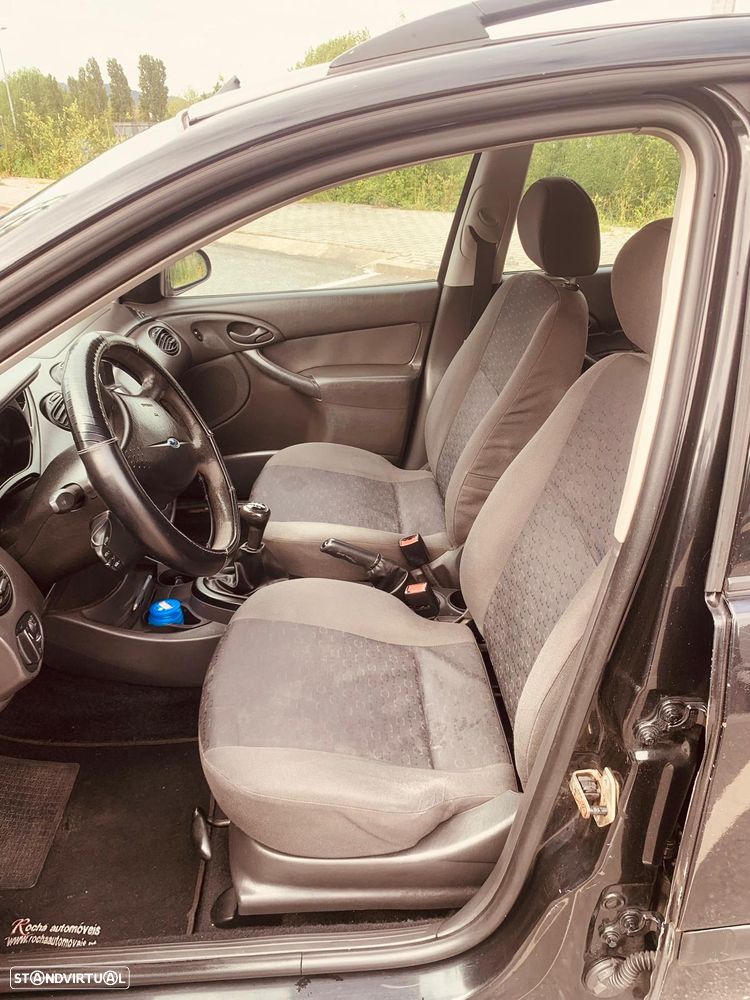 Ford Focus SW 1.4 Ambiente - 9