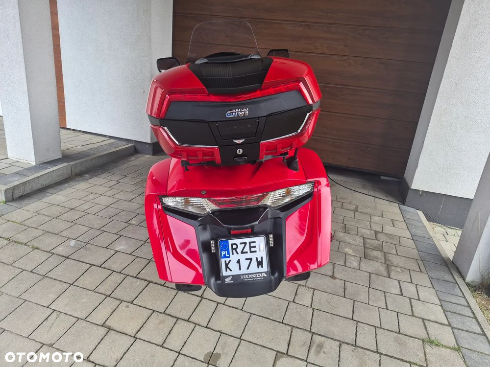 Honda GL - 11