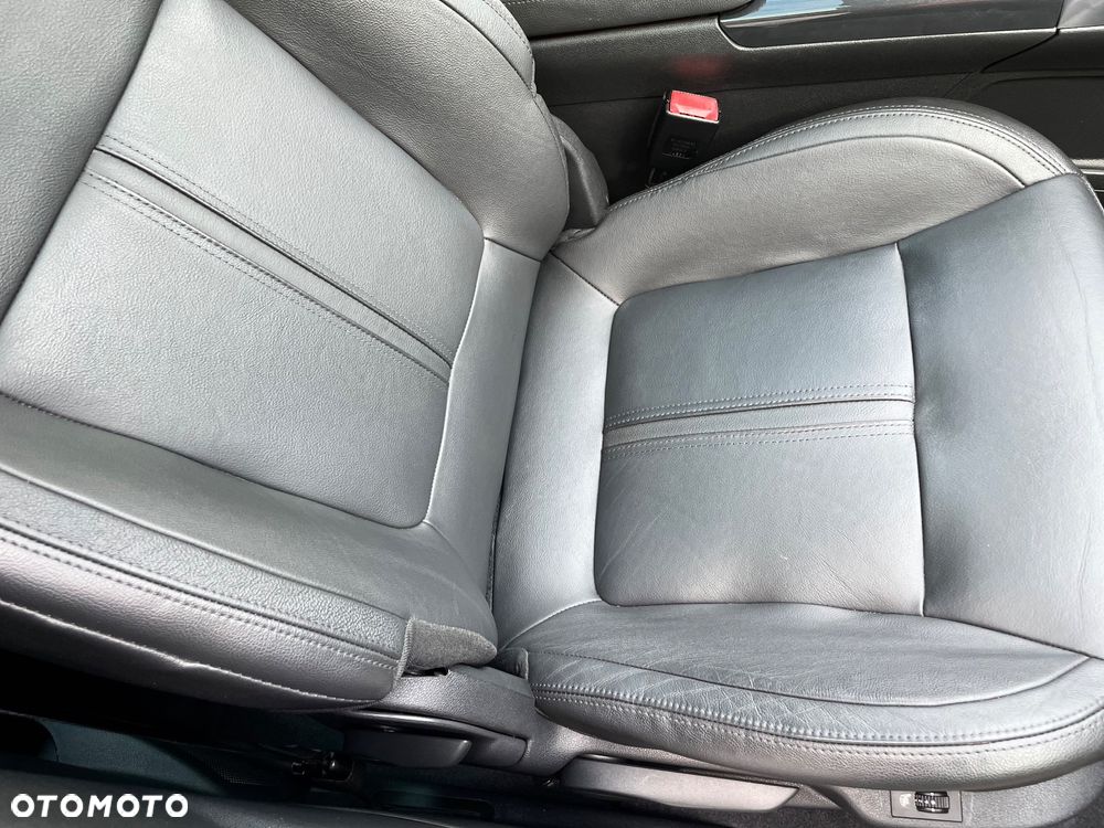 Peugeot 3008 2.0 HDi Allure - 12