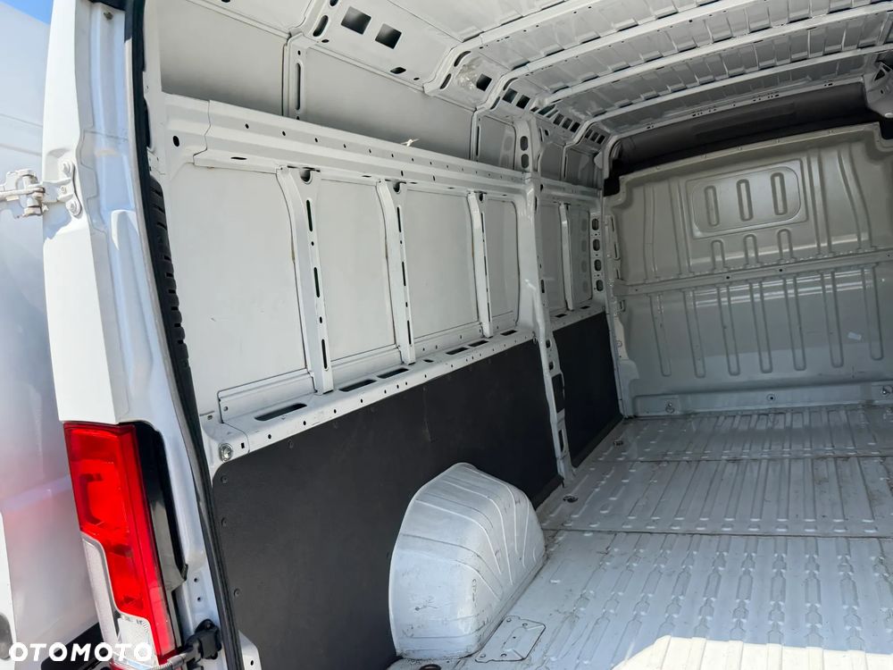 Peugeot BOXER - 30