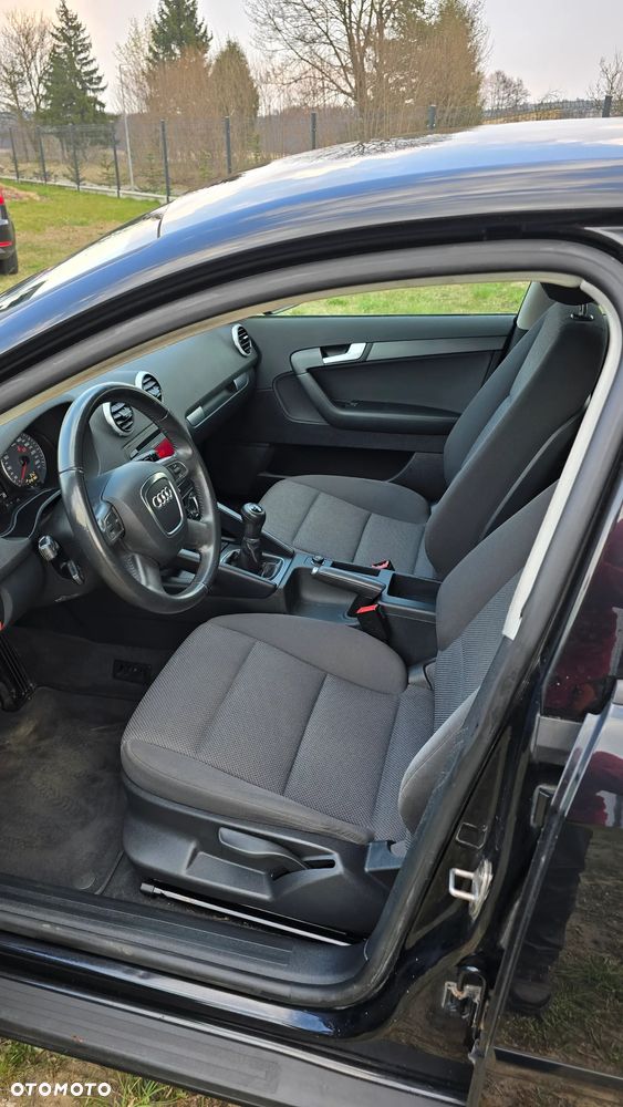 Audi A3 Sportback 1.4 TFSI Attraction - 8