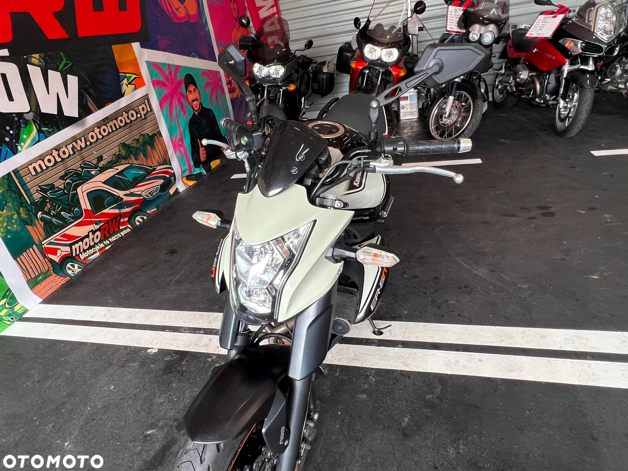 Kawasaki ER - 22