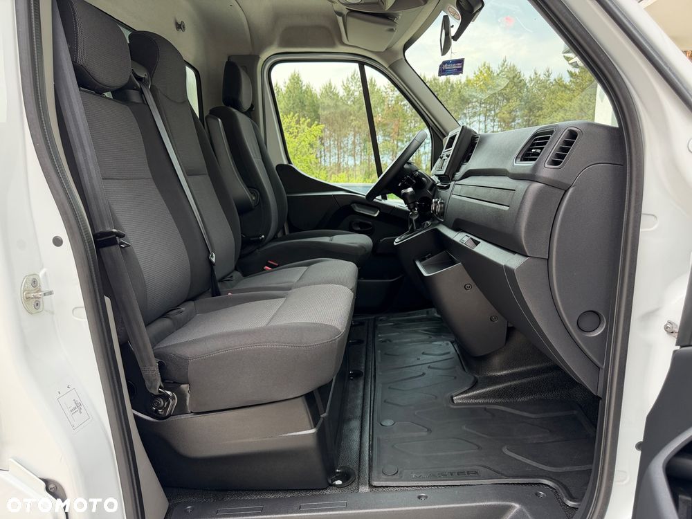 Renault Master Chłodnia 7 Europalet / Agregat Zanotti Z350s Grzanie, Mroźnia, Zasilanie 230V / Bliźniak / Wzmacniany / Oryginalny stan / Po serwisie / Niski przebieg / Salon PL / FV23% - 33