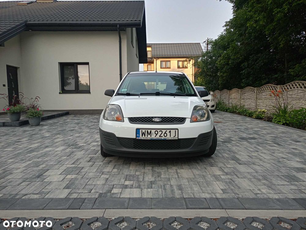 Ford Fiesta - 2