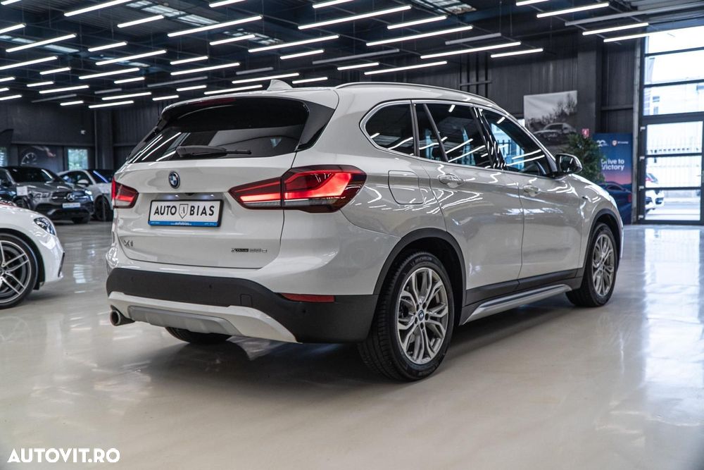 BMW X1 xDrive25e Sport Line - 8