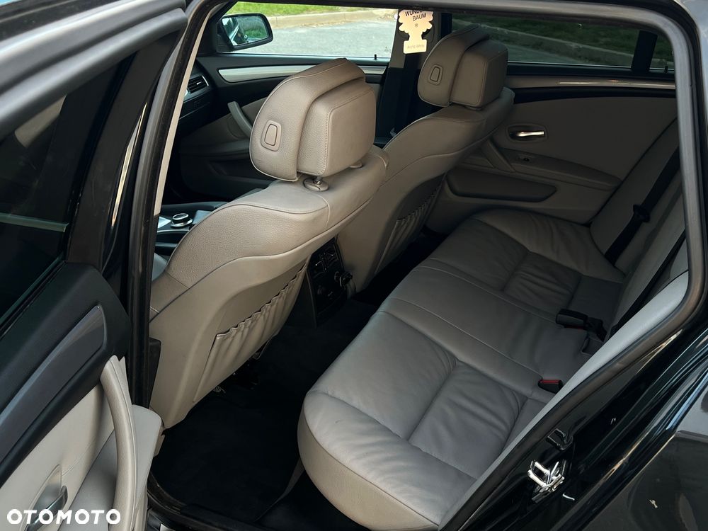 BMW Seria 5 520d Edition Exclusive - 22