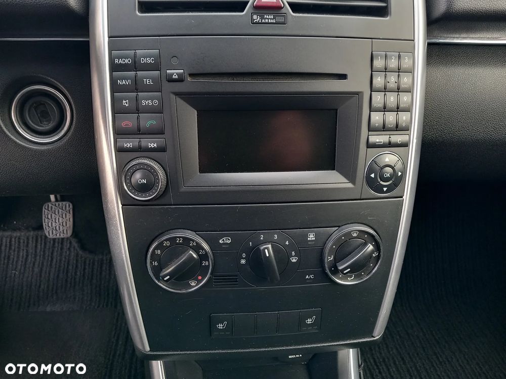 Mercedes-Benz Klasa B 180 CDI DPF Special Edition - 23
