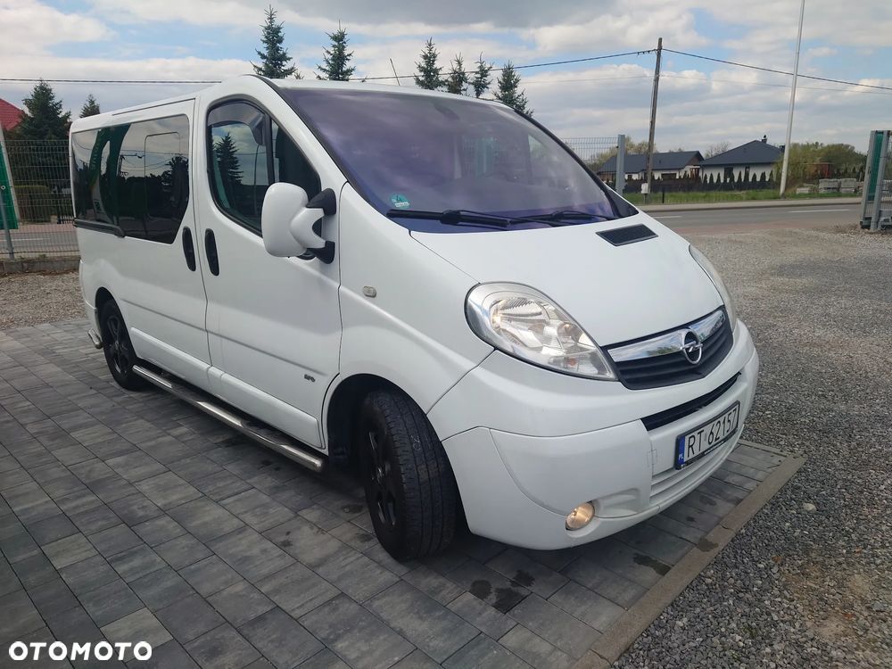 Opel Vivaro - 18