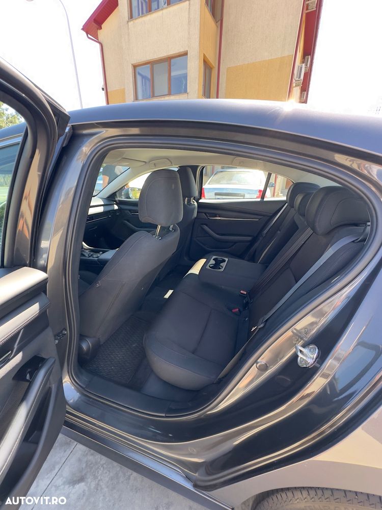 Mazda 3 e-Skyactiv G150 AT MHEV Exclusive-Line - 12