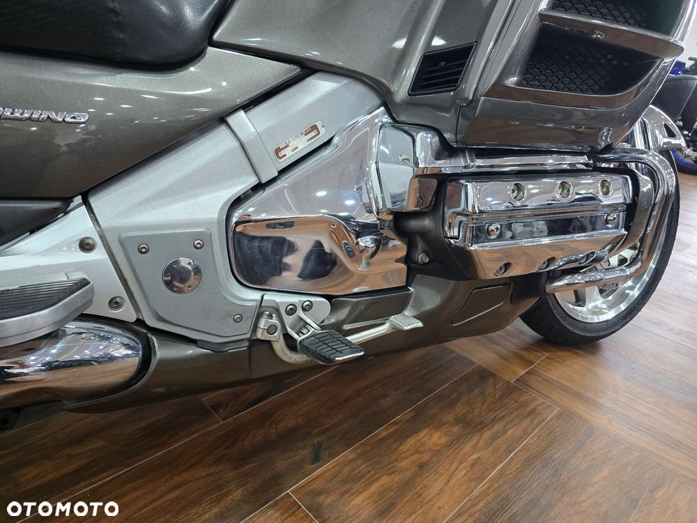 Honda GL - 23