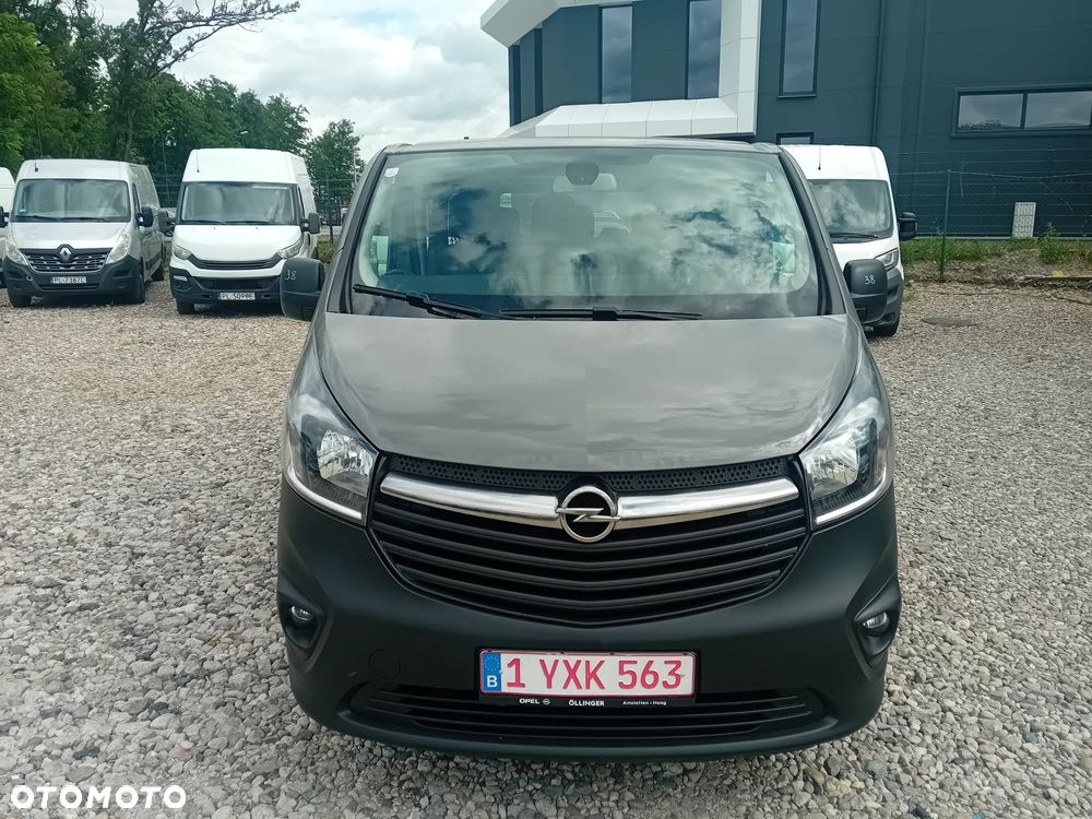 Opel Vivaro - 2