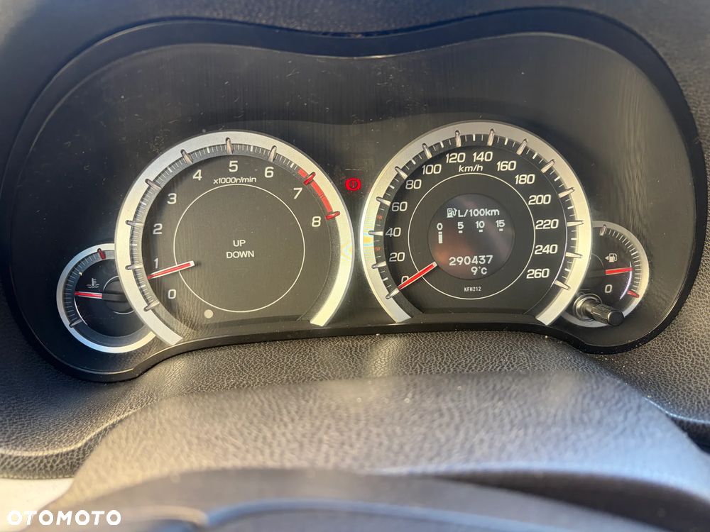 Honda Accord 2.0 Executive Nav - 13