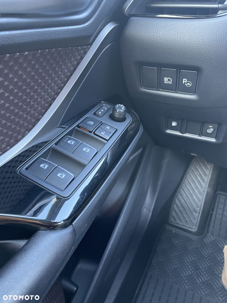 Toyota C-HR Lounge - 13