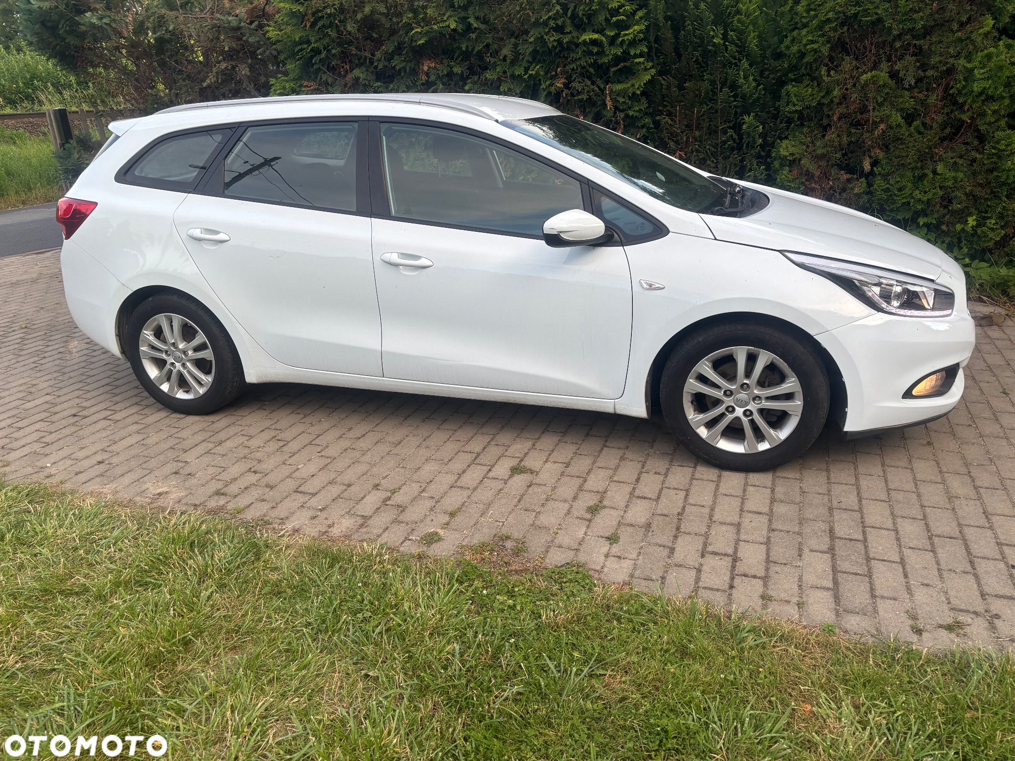 Kia Ceed - 7