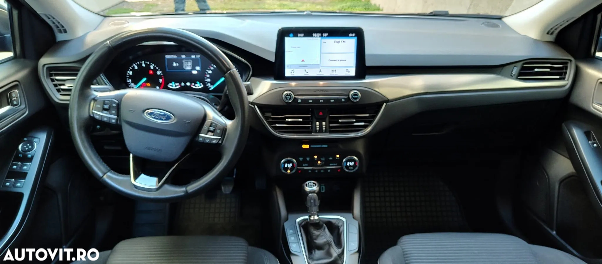 Ford Focus 1.0 EcoBoost Titanium Business - 11