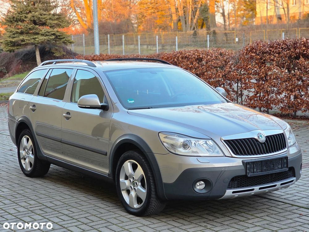 Skoda Octavia 2.0 TDI DPF 4x4 Scout - 3