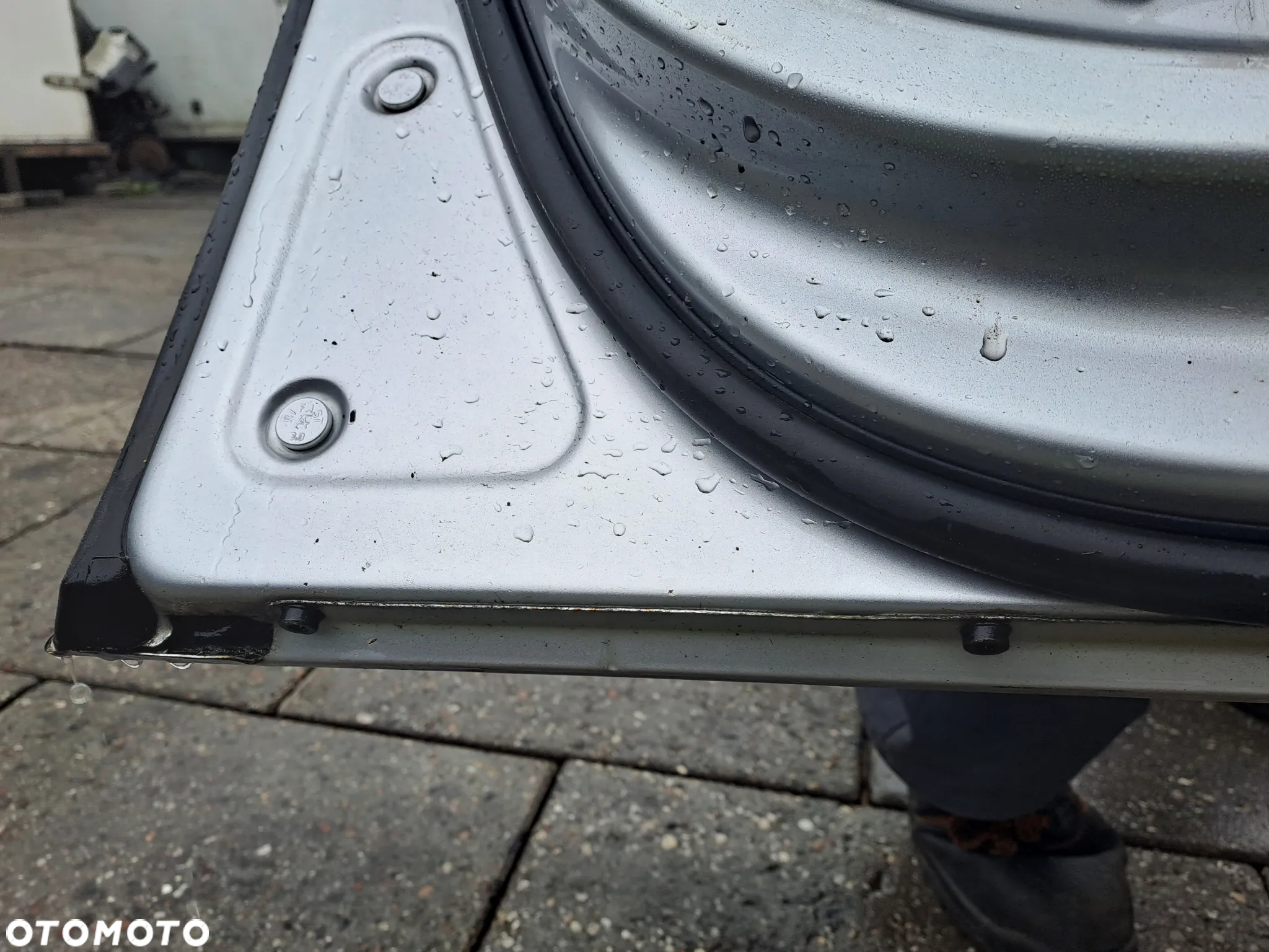 Volkswagen Jetta III 1K2 A5 sedan klapa bagażnika kod lakieru LA7W - 24