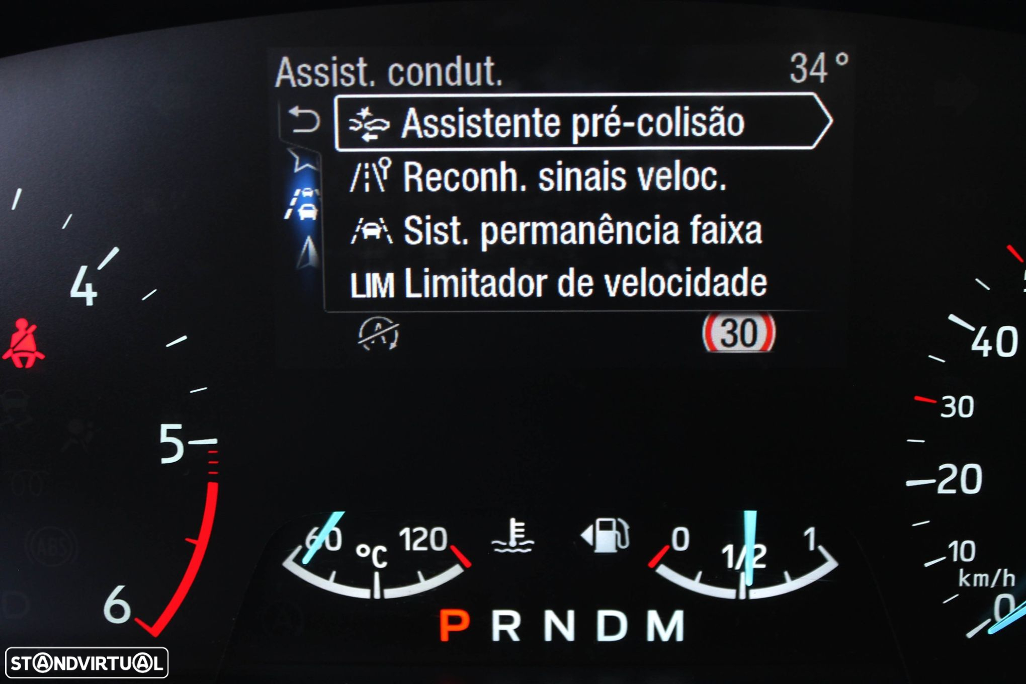 Ford Focus 1.5 TDCi EcoBlue Titanium Aut. - 14