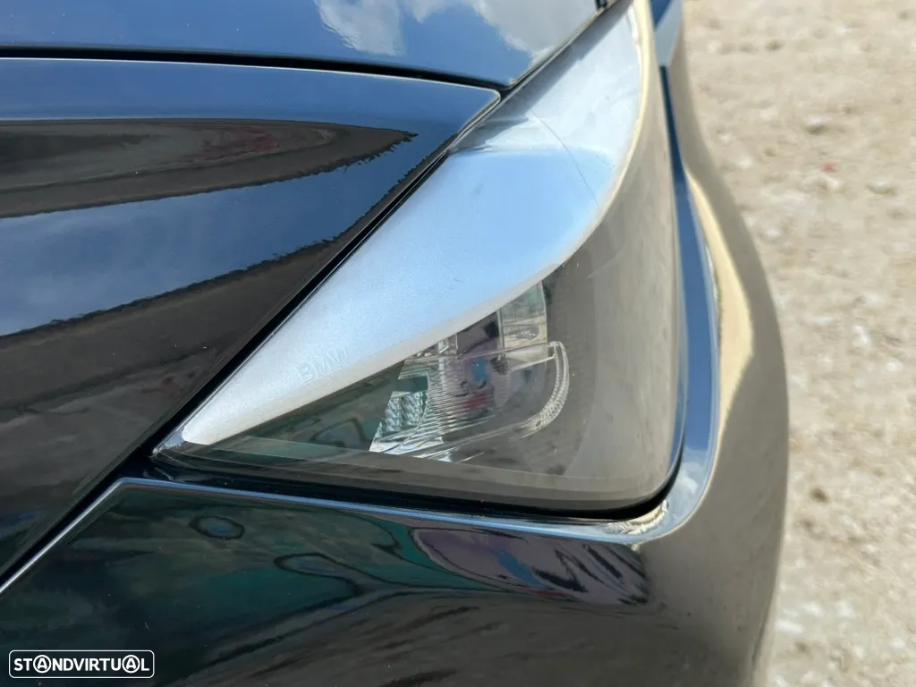 BMW 318 d DPF Touring - 27
