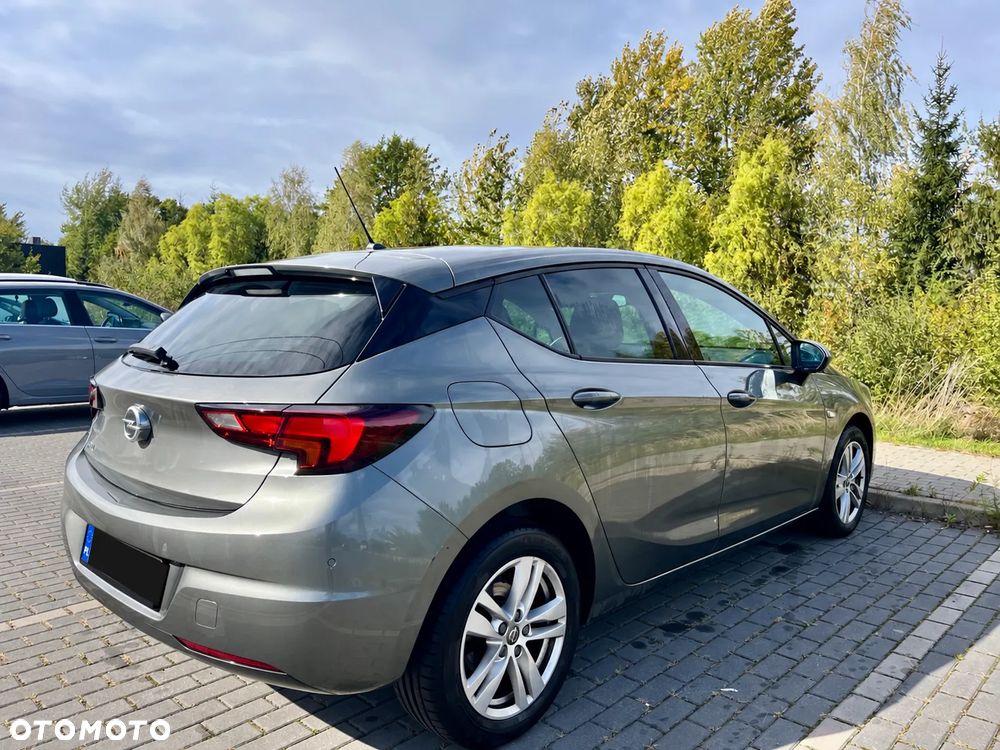 Opel Astra - 4