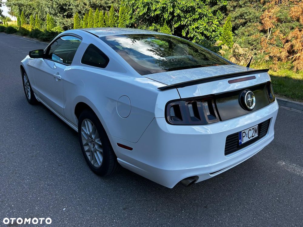 Ford Mustang 3.7 V6 - 16