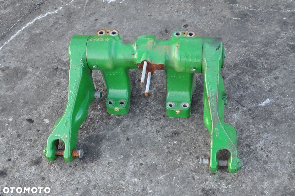 PODNOŚNIK WAŁEK RAMIONA JOHN DEERE 6150 6155 - 1