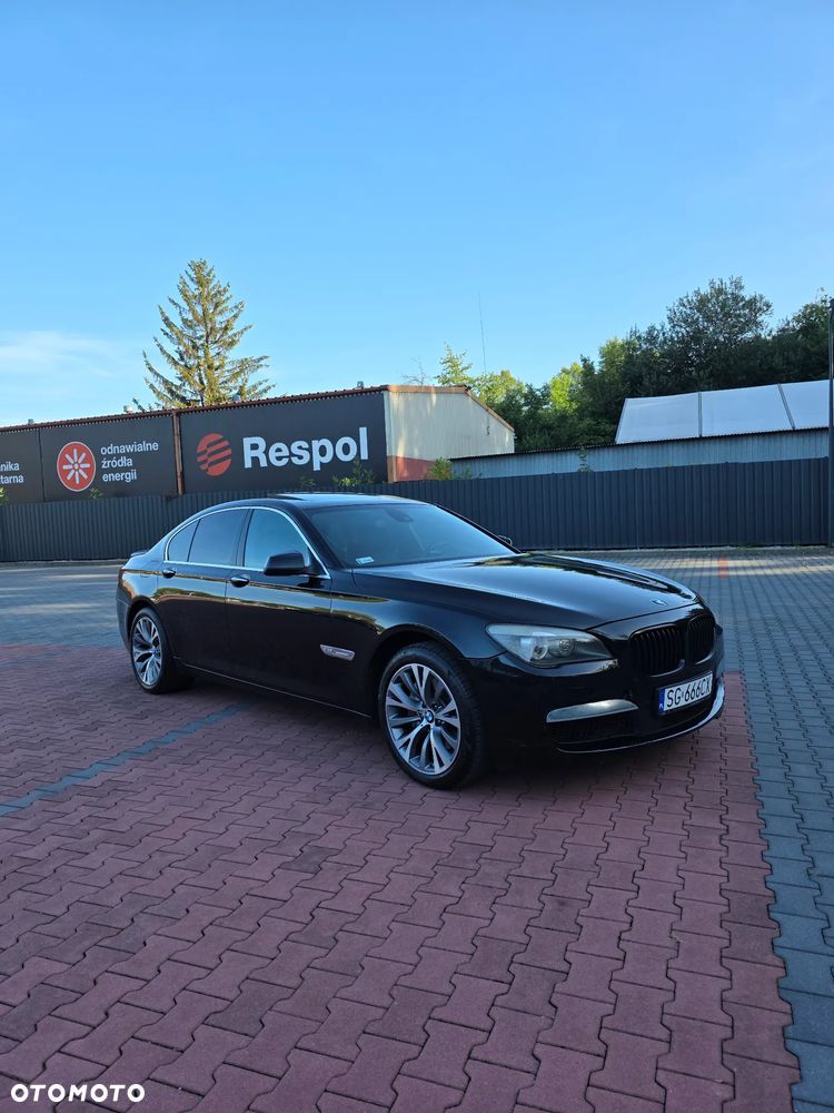 BMW Seria 7 740d xDrive - 2