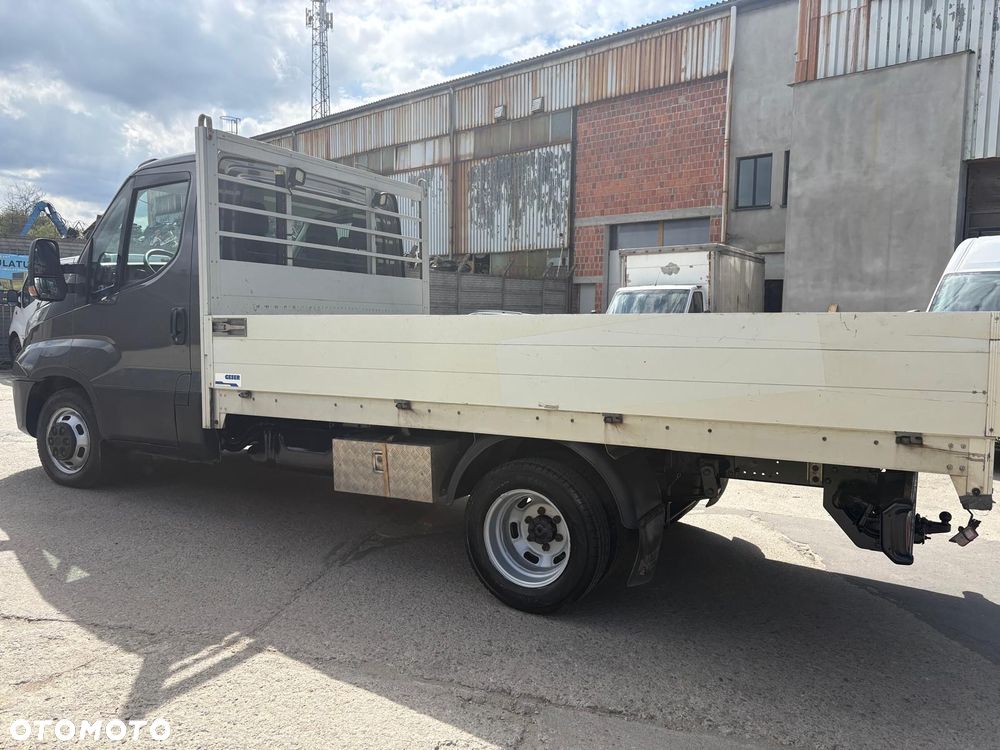Iveco 35c18 - 9