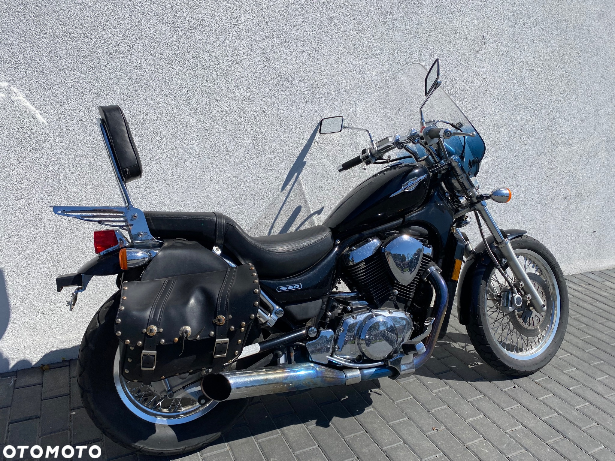 Suzuki VL 800 Volusia - Boulevard C50 - 2