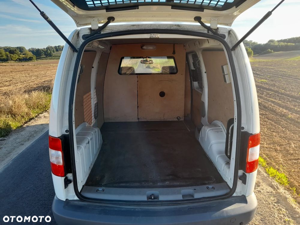 Volkswagen Caddy - 9
