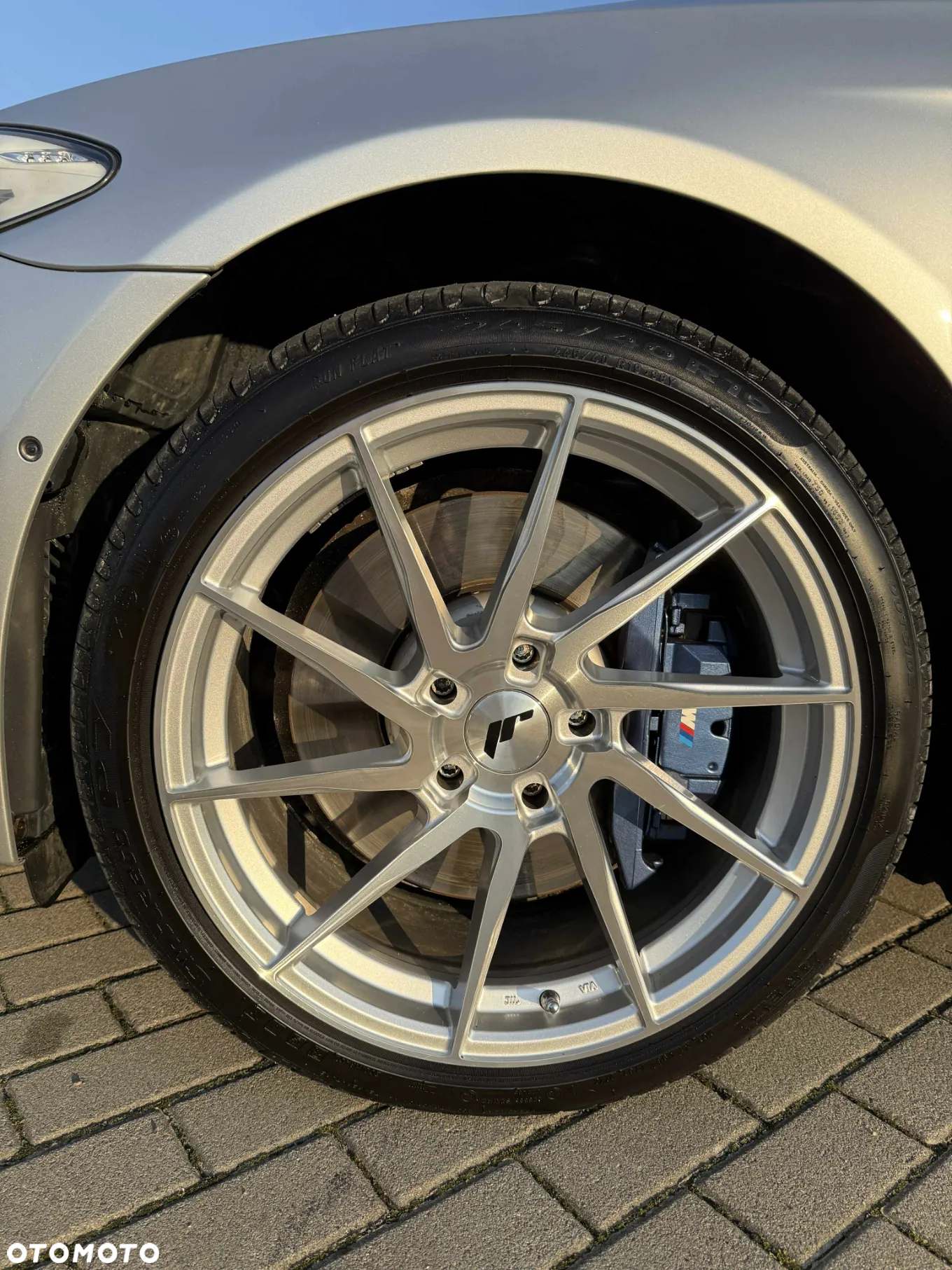 BMW Seria 5 550i - 7