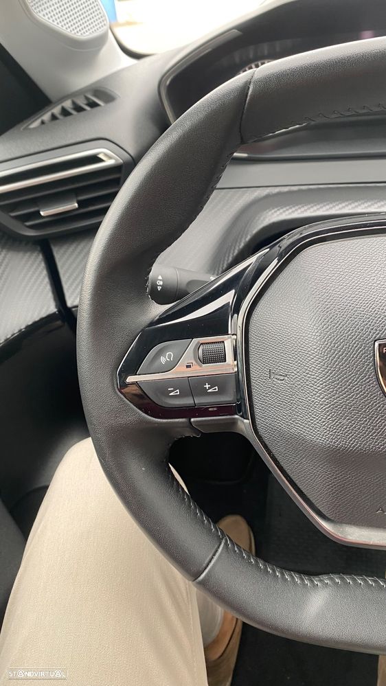 Peugeot 208 1.2 PureTech Active - 26