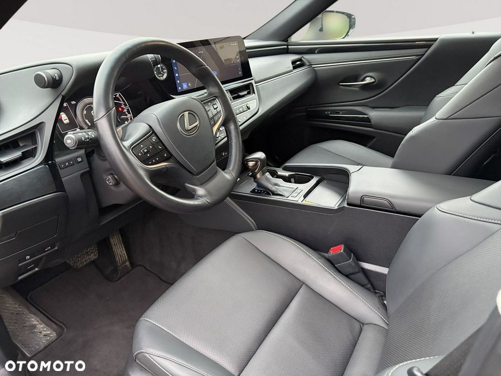 Lexus ES - 8