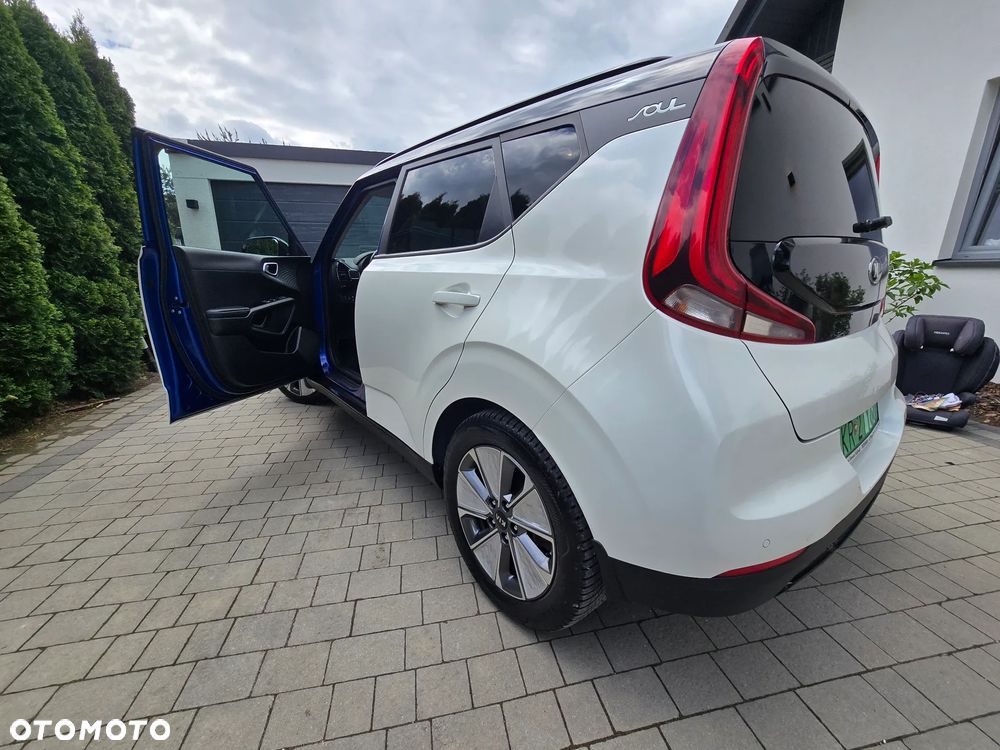 Kia Soul 64kWh XL - 10