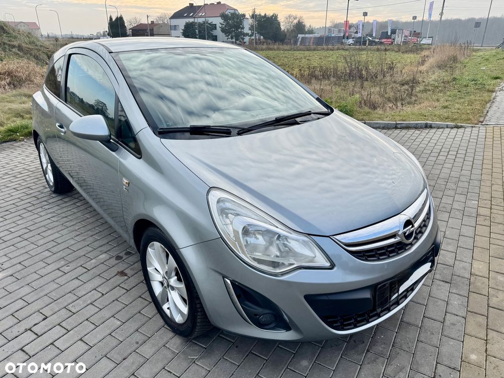 Opel Corsa 1.4 16V Edition 150