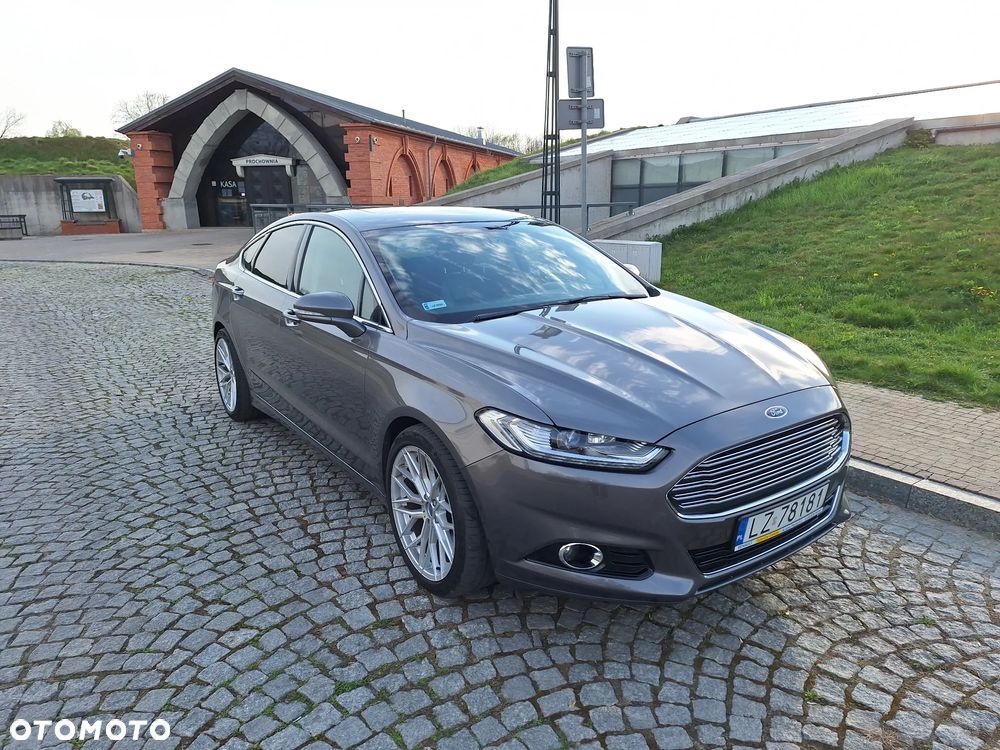 Ford Fusion 2.0 EcoBoost Titanium - 2