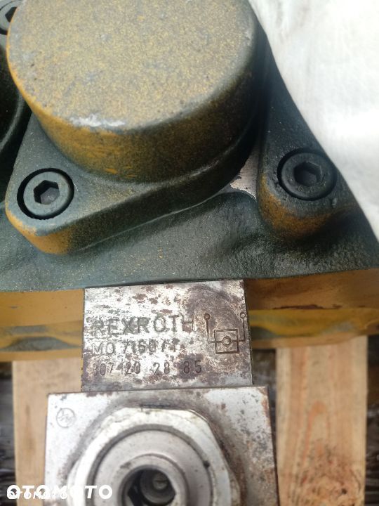 Rozdzielacz hydrauliczny Rexroth (4 Sekcje) - 7