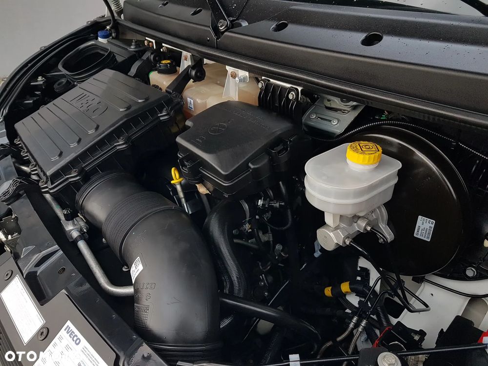 Iveco DAILY KONTENER NISKOPODŁOGOWY 4,43x2,23x2,42 SKLEP KAMPER KONIOWÓZ BAR KLIMA - 13