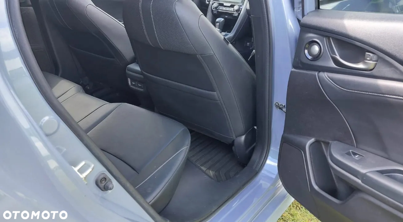 Honda Civic 1.5 i-VTEC Turbo CVT Prestige - 23