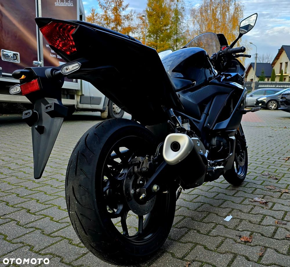 Yamaha R3 - 26