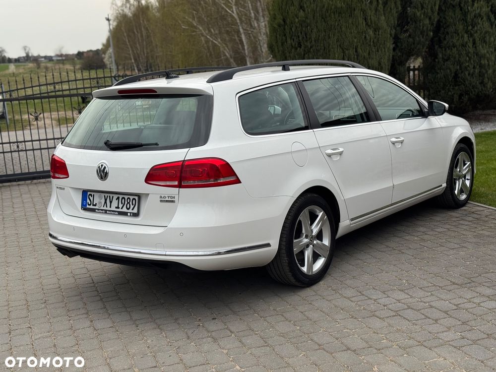 Volkswagen Passat - 11