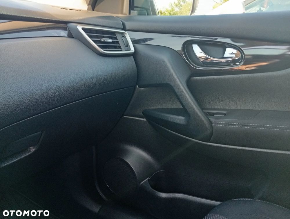 Nissan Qashqai 1.2 DIG-T Acenta EU6 - 13