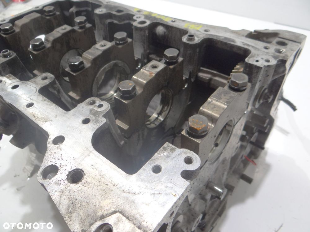 BLOK SILNIKA BMW X3 E83 N47D20A OE 7797922 - 2