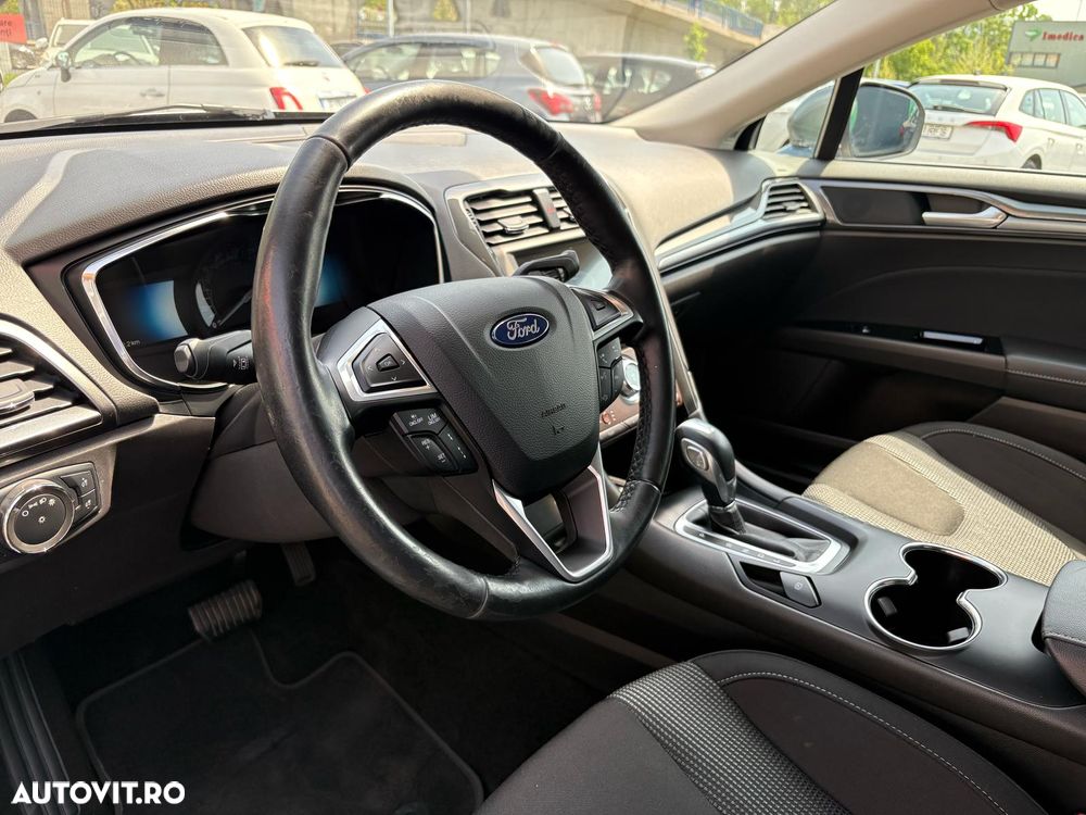 Ford Mondeo 2.0 HEV Titanium - 6