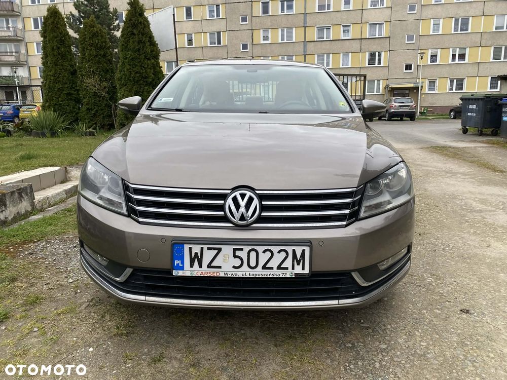 Volkswagen Passat 1.6 TDI Comfortline - 8