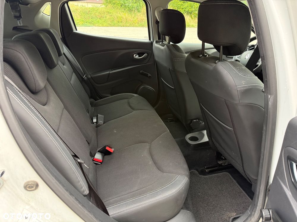 Renault Clio - 12