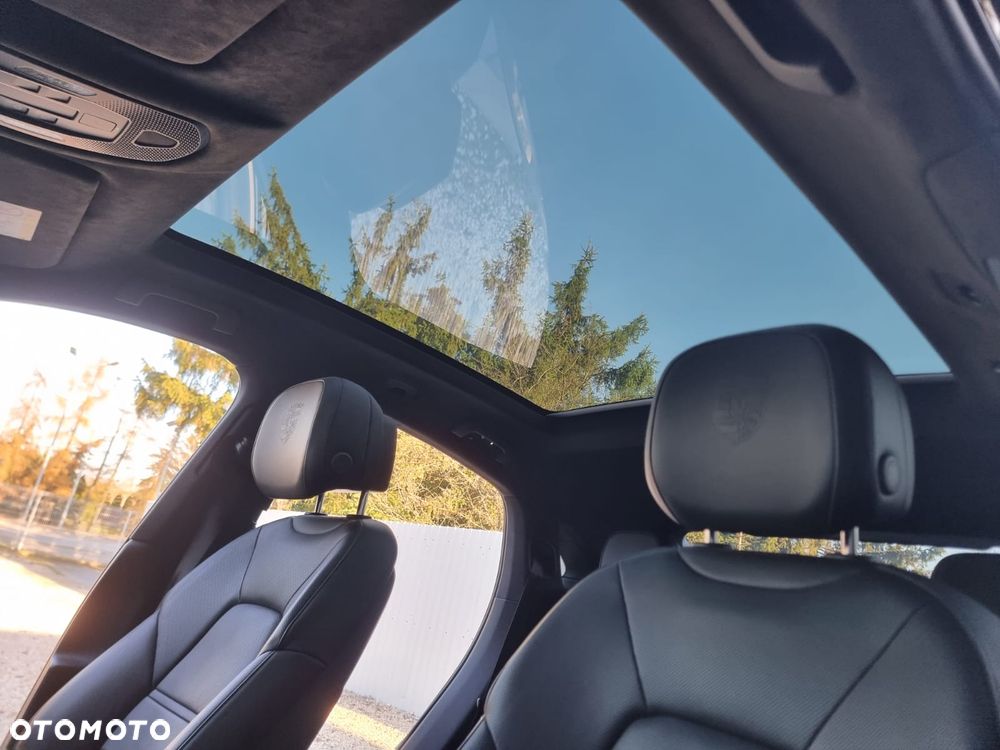 Porsche Cayenne E-Hybrid Tiptronic S Platinum Edition - 29