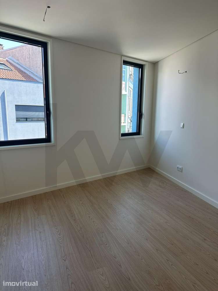 Apartamento T2 duplex novo no centro do Porto ao Palácio de Cristal - Grande imagem: 5/36