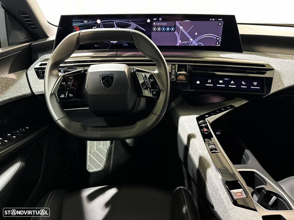 Peugeot 5008 1.2 Hybrid Allure Pack e-DCS6 - 15