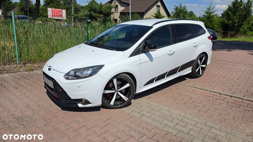 Ford Focus SW 2.0 EcoBoost ST Leather Sport Pack - 28